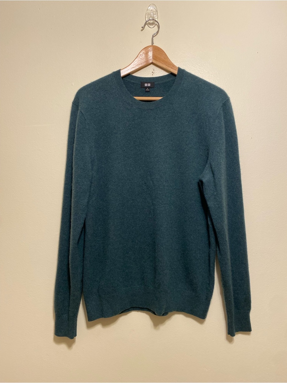 Uniqlo Cashmere Men's Crewneck Sweater . Size m